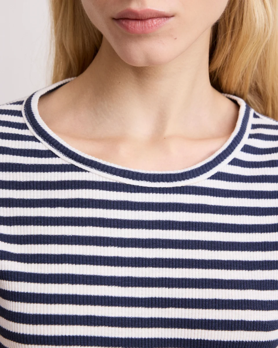 Tee Shirt Femme en Coton Côtelé Rayé Ecru & Bleu Marine Teofila – Image 4