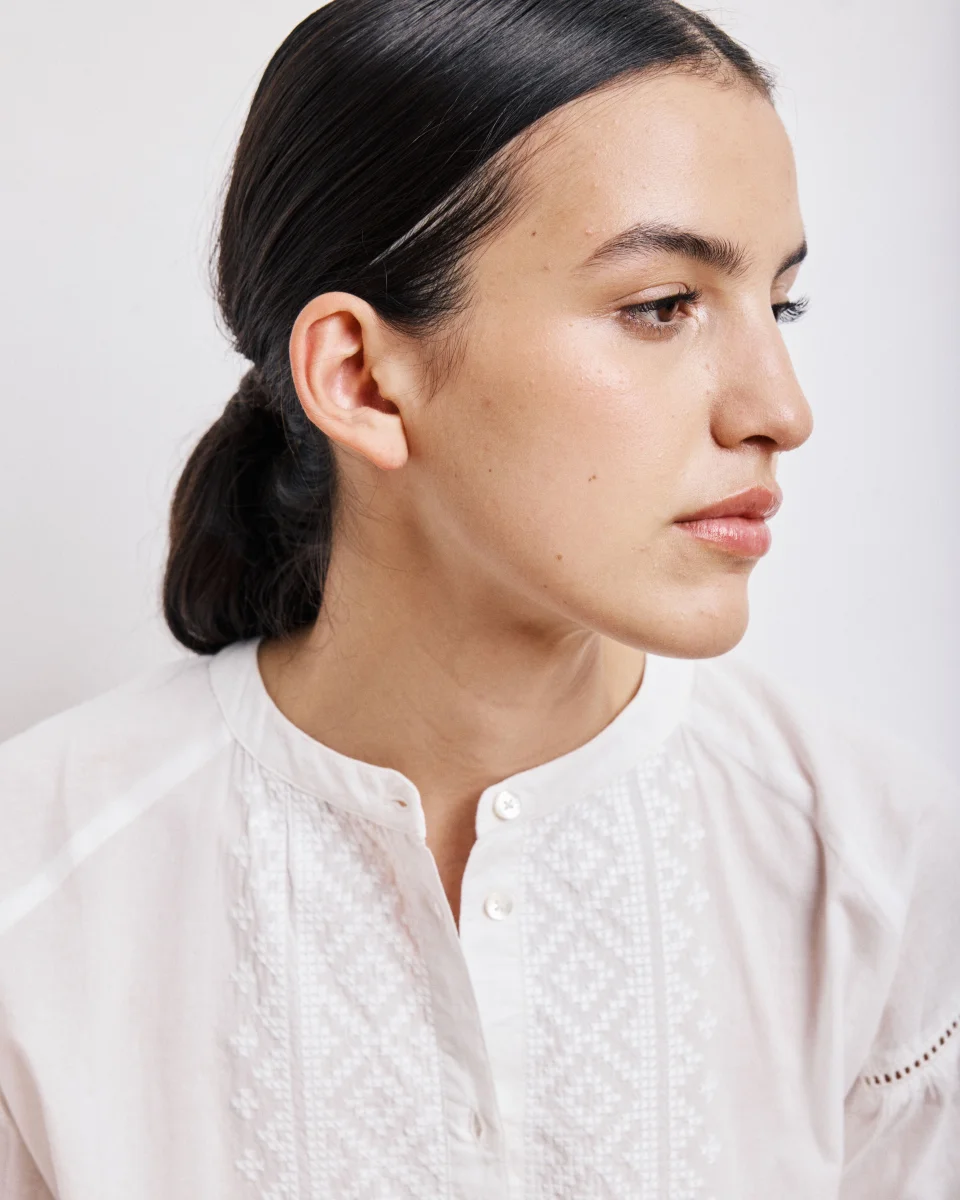 Blouse Femme en Voile de Coton Ecru Celeste – Image 3