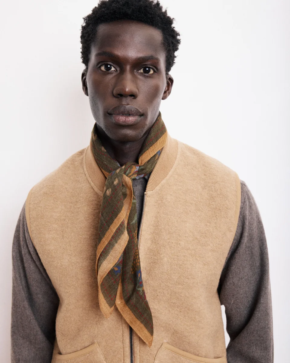 Echarpe Homme en Laine à Chevrons Imprimée Bronze – Image 2