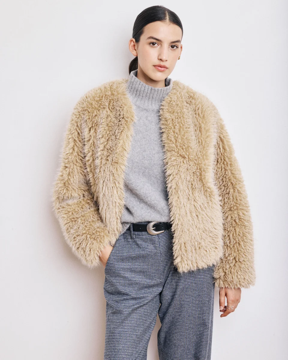 Manteau Femme en Fausse Fourrure à Poils Longs Beige Vivette – Image 3