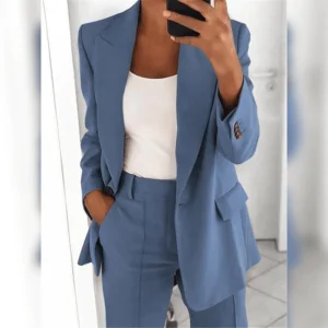 Ella | Le Blazer Chic & Élégant Tendance 2025